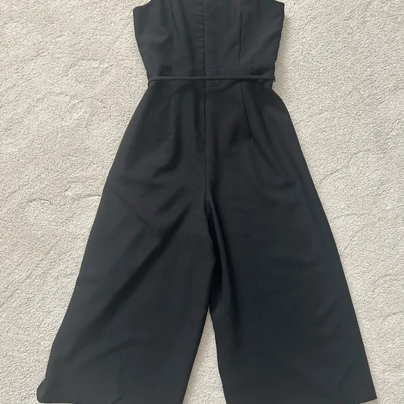 Elegant Black sleeveless Jumpsuit WHBM - Picture 5 of 5